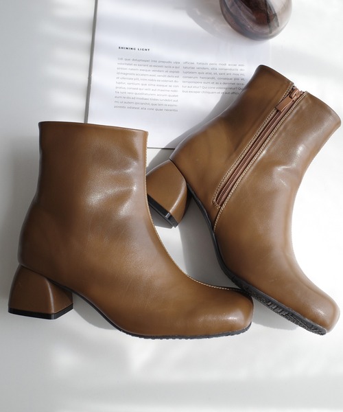 AmiAmi（アミアミ）の「【2025秋冬再販】ワイドスクエアトゥブーツ ショートブーツ（ブーツ・レディース・ベージュ/ブラック/キャメル/グレイッシュベージュ/アイボリー/ダークカーキ/ブラウン・L/LL/M/S/3L）」の17枚目の写真