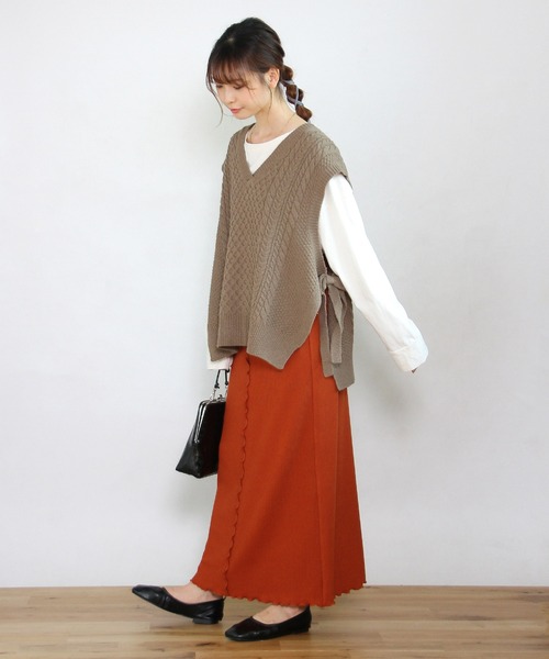 Crisp（クリスプ）の「ケーブルニットベスト（ベスト・レディース・ベージュ/ブラウン・FREE）」の5枚目の写真