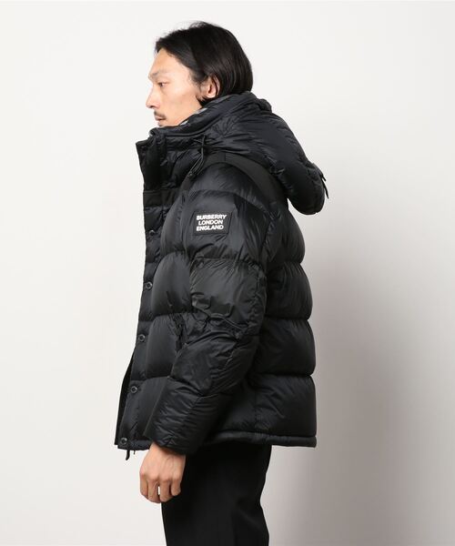 BURBERRY(バーバリー)の「BURBERRY Detachable FOODIE PUPPER COAT デタッチャブルスリーブ フーデッド パファージャケット ダウン(ダウンジャケット/コート・メンズ・ブラック・LARGE)」の13枚目の写真