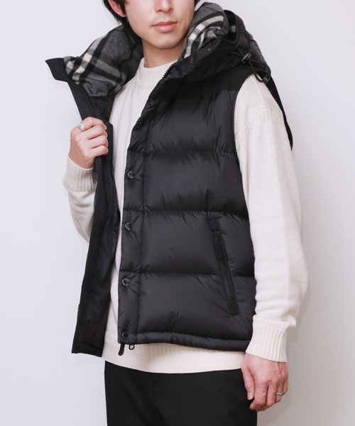 BURBERRY(バーバリー)の「BURBERRY Detachable FOODIE PUPPER COAT デタッチャブルスリーブ フーデッド パファージャケット ダウン(ダウンジャケット/コート・メンズ・ブラック・LARGE)」の3枚目の写真