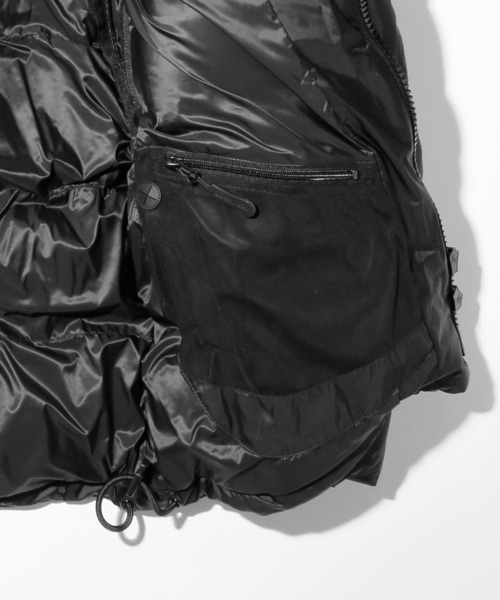 BURBERRY(バーバリー)の「BURBERRY Detachable FOODIE PUPPER COAT デタッチャブルスリーブ フーデッド パファージャケット ダウン(ダウンジャケット/コート・メンズ・ブラック・LARGE)」の10枚目の写真