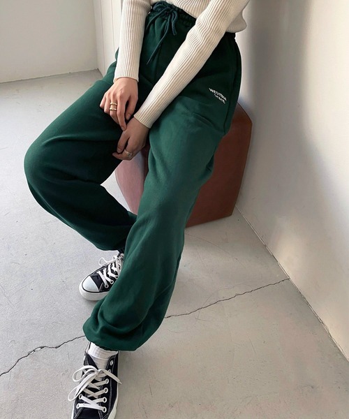 CANAL JEAN（キャナルジーン）の「via j(ヴィアジェイ) "WESTERN"ロゴ刺繍スウェットパンツ（スウェットパンツ・レディース・ライトグレー/ブラック/グレー/グリーン・ONE SIZE）」の4枚目の写真