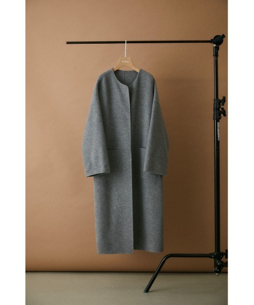BLACK BY MOUSSY（ブラックバイマウジー）の「no collar rever coat