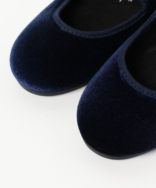 こども ビームス（コドモビームス）の「La Cadena / Velour ストラップ シューズ（17.5～21.5cm）（その他シューズ・キッズ・ブラック/ネイビー・30/33/29/31/34/32/28）」の7枚目の写真