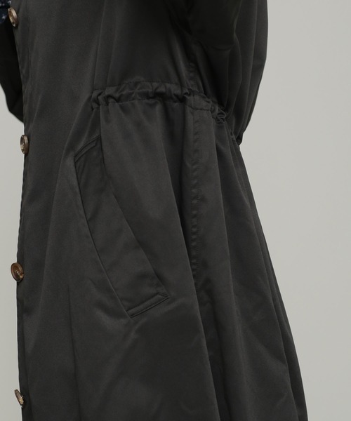 NANO universe（ナノユニバース）の「nanotex フードロングコート（モッズコート・レディース・ブラック/モカ・FREE）」の12枚目の写真