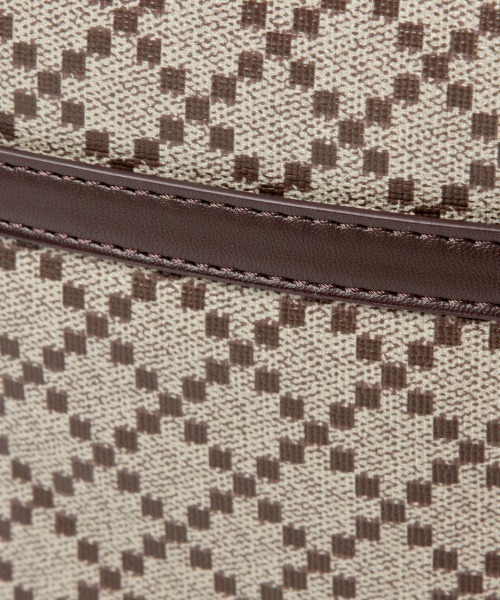 LOWRYS FARM（ローリーズファーム）の「モノグラムショルダーバッグ　260588（ショルダーバッグ・レディース・ブラック/ブラウン・FREE）」の16枚目の写真