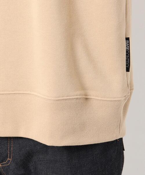 OSAMU GOODS(オサムグッズ)の「◆OSAMU GOODS/オサムグッズ コラボ フロント刺繍 裏毛クルーネック(スウェット・メンズ・ベージュ/グレー/アイボリー・04/03/02)」の5枚目の写真