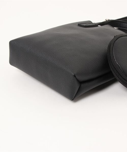 Te chichi（テチチ）の「合皮ショルダーバッグ（ショルダーバッグ・レディース・ブラック/ベージュ・ﾌﾘ-）」の5枚目の写真