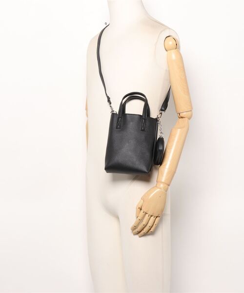Te chichi（テチチ）の「合皮ショルダーバッグ（ショルダーバッグ・レディース・ブラック/ベージュ・ﾌﾘ-）」の4枚目の写真