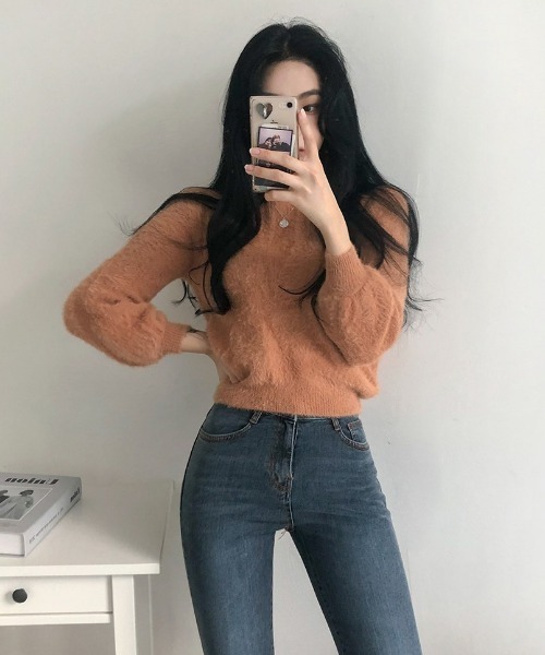 SONA（ソナ）の「[BELLIDE MADE] シンプルシャギーニット（Tシャツ/カットソー・レディース・アイボリー/ブラック/ライトグリーン/スカイブルー/ブルーグリーン/パープル/イエロー/ピンク/ライトピンク・FREE）」の7枚目の写真