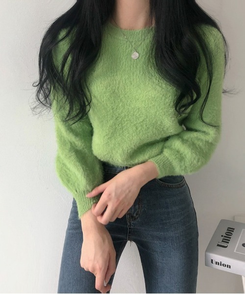 SONA（ソナ）の「[BELLIDE MADE] シンプルシャギーニット（Tシャツ/カットソー・レディース・アイボリー/ブラック/ライトグリーン/スカイブルー/ブルーグリーン/パープル/イエロー/ピンク/ライトピンク・FREE）」の4枚目の写真