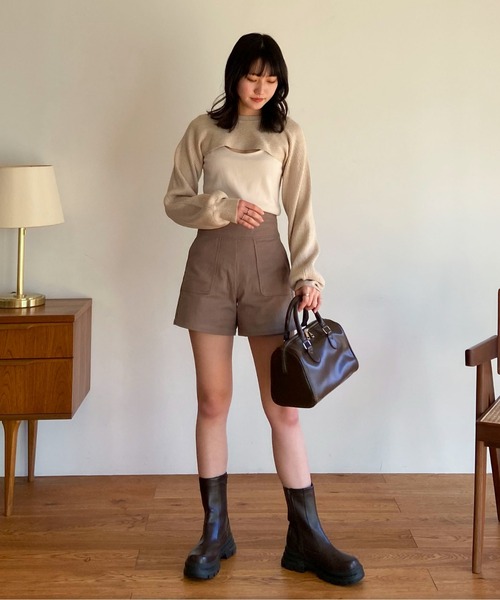 EPIMI E'PIMMY(エピミエピミー)の「ショートニット+リブタンクset(ニット/セーター・レディース・ブラック/オフホワイト・MEDIUM)」の14枚目の写真