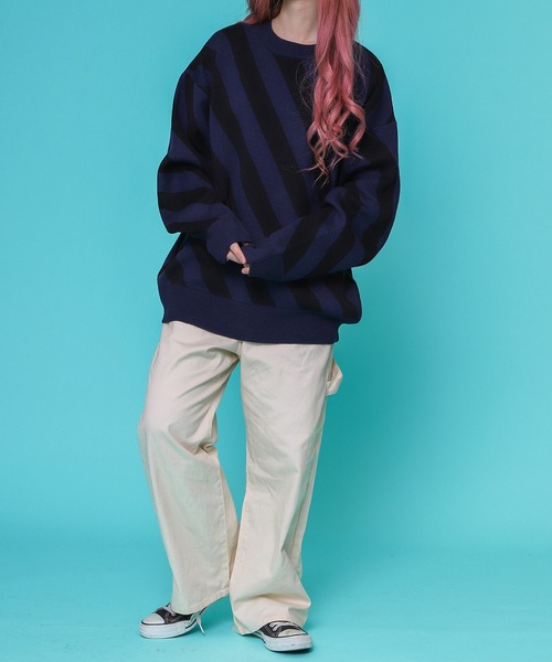 PairPair（ペアペア）の「バイヤスボーダーニット(ユニセックス)（ニット/セーター・レディース・ブラック/ブルー・FREE）」の3枚目の写真