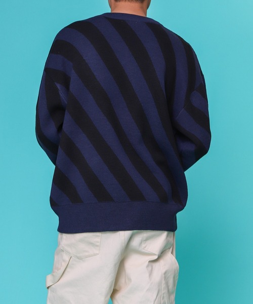 PairPair（ペアペア）の「バイヤスボーダーニット(ユニセックス)（ニット/セーター・レディース・ブラック/ブルー・FREE）」の9枚目の写真