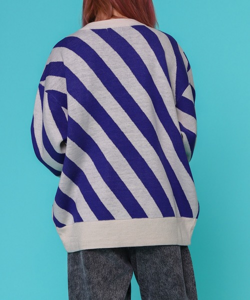 PairPair（ペアペア）の「バイヤスボーダーニット(ユニセックス)（ニット/セーター・レディース・ブラック/ブルー・FREE）」の12枚目の写真