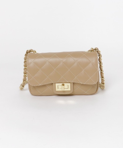 AULENTTI（オウレンティ）の「AULENTTI　キルティングミニショルダーバッグ（ショルダーバッグ・レディース・ブラック/ラベンダー/グレー系その他/レッド系その他/アイボリー・ONE）」の13枚目の写真