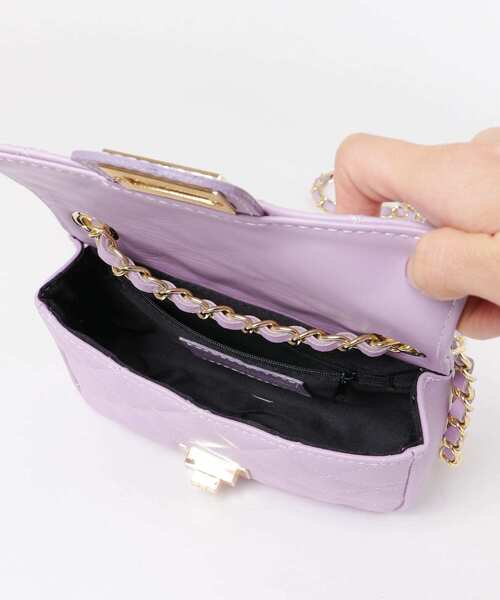 AULENTTI（オウレンティ）の「AULENTTI　キルティングミニショルダーバッグ（ショルダーバッグ・レディース・ブラック/ラベンダー/グレー系その他/レッド系その他/アイボリー・ONE）」の8枚目の写真