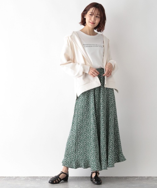 GLOBAL WORK（グローバルワーク）の「サマミエエアリーZIP／パーカー/262919（パーカー・レディース・オフホワイト/ブラック/アイボリー/ベージュ系その他3・MEDIUM/LARGE）」の5枚目の写真