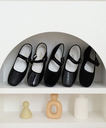 AAA+Feminine（サンエープラスフェミニン）の「AAA+Feminine スクエアトゥメリージェーンカンフーシューズ（バレエシューズ・レディース）」