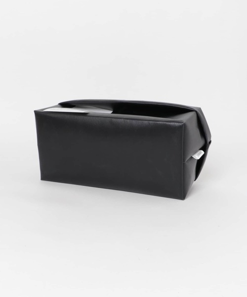 URBAN RESEARCH DOORS(アーバンリサーチドアーズ)の「commpost MULTIPURPOSE BAG L SHORT(収納グッズ・レディース・ホワイト系その他/ブラック/ブラウン・LARGE)」の7枚目の写真