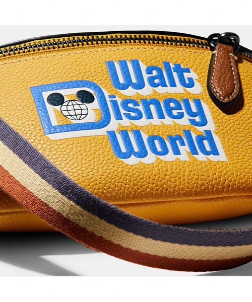 Disney(ディズニー)の「【DISNEY x COACH】チャーター ベルト バッグ 7 ウィズ ウォルト ディズニー ワールド モチーフ(ボディバッグ/ウエストポーチ・メンズ・イエロー系その他・ONE)」の7枚目の写真