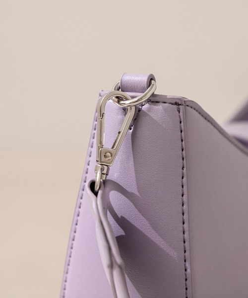 OLIVE des OLIVE(オリーブデオリーブ)の「ポーチ付きホーボーバッグ(ショルダーバッグ・レディース・ブラック/パープル/オフホワイト・FREE)」の15枚目の写真