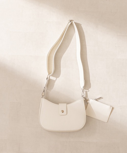 OLIVE des OLIVE(オリーブデオリーブ)の「ポーチ付きホーボーバッグ(ショルダーバッグ・レディース・ブラック/パープル/オフホワイト・FREE)」の21枚目の写真