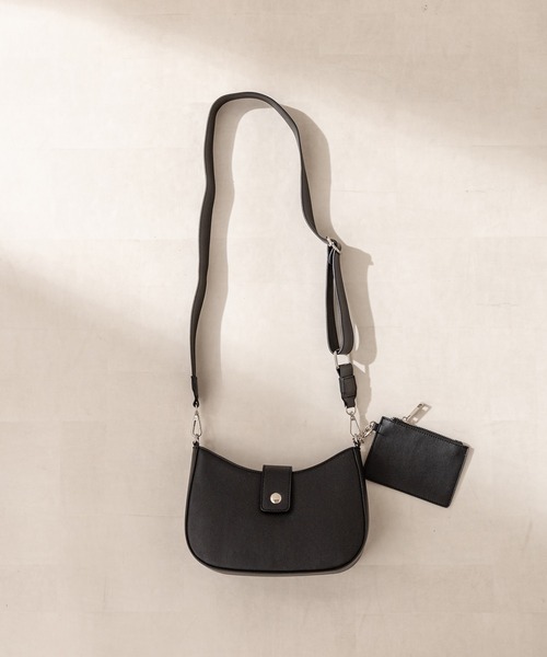 OLIVE des OLIVE(オリーブデオリーブ)の「ポーチ付きホーボーバッグ(ショルダーバッグ・レディース・ブラック/パープル/オフホワイト・FREE)」の22枚目の写真