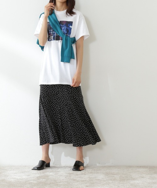 N.(N. Natural Beauty Basic)(エヌエヌナチュラルビューティーベーシック)の「プリントデザインペプラムスカート(スカート・レディース・ブラック系その他/ホワイト系その他/オフホワイト・MEDIUM)」の1枚目の写真
