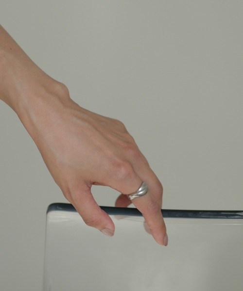 select MOCA（セレクトモカ）の「ダブルプランプリング（リング・レディース・シルバー/ゴールド・FREE）」の5枚目の写真