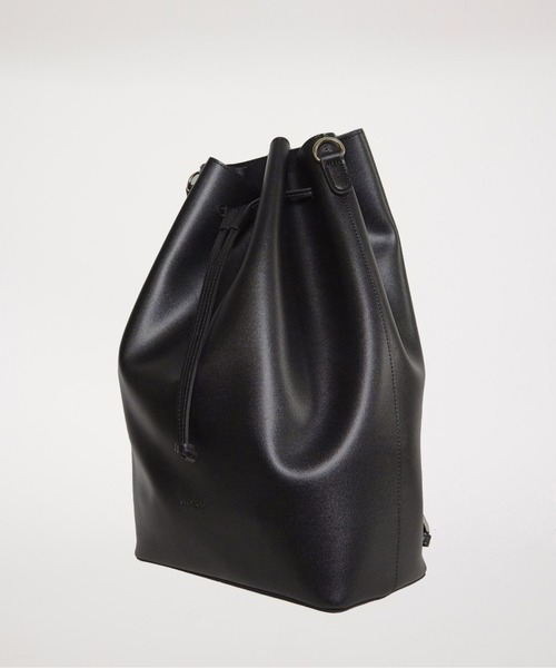 RANDEBOO（ランデブー）の「Renewal Bucket backpack（バックパック/リュック・レディース・ダークブラウン/ブラック/グレイッシュベージュ・FREE）」の6枚目の写真