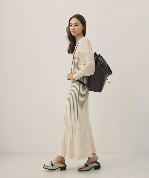 RANDEBOO（ランデブー）の「Renewal Bucket backpack（バックパック/リュック・レディース・ダークブラウン/ブラック/グレイッシュベージュ・FREE）」の15枚目の写真