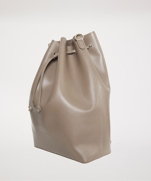 RANDEBOO（ランデブー）の「Renewal Bucket backpack（バックパック/リュック・レディース・ダークブラウン/ブラック/グレイッシュベージュ・FREE）」の19枚目の写真