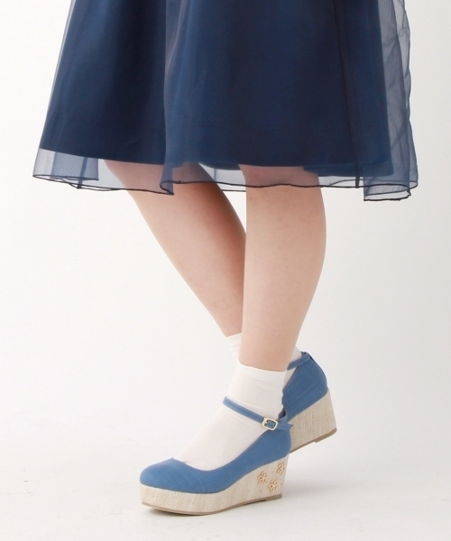 THE EMPORIUM(ジエンポリアム)の「底ビジューウエッジパンプス(パンプス・レディース・ピンク/ブルー/ブラック/ピンク系1・35/30/45/40)」の12枚目の写真