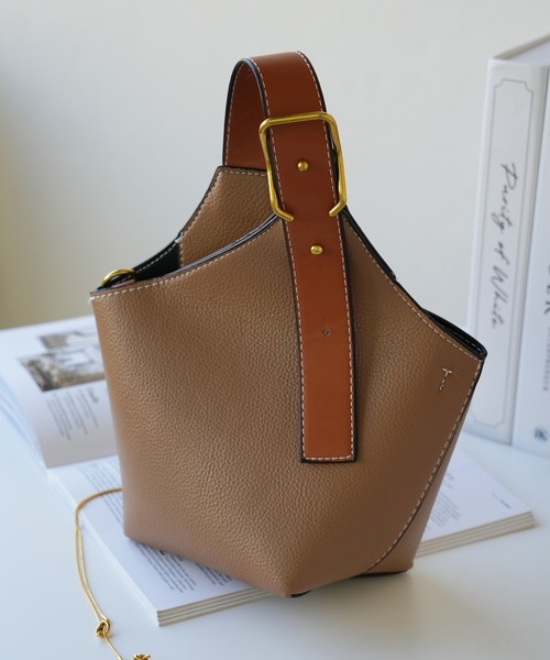 持つだけで主役級バッグ】2WAYワンハンドルショルダーバッグ S0737