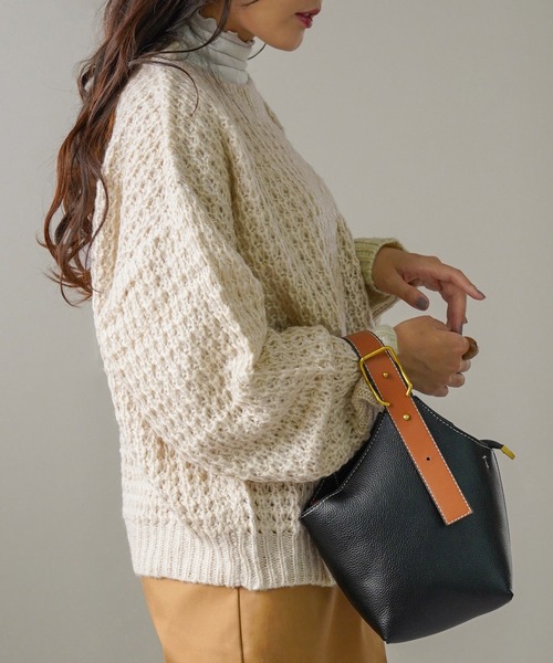 IAMUSE（アイアミューズ）の「【持つだけで主役級バッグ】2WAYワンハンドルショルダーバッグ S0737【IAMUSE】（ハンドバッグ・レディース・ブラック/アイボリー/モカ・FREE）」の17枚目の写真