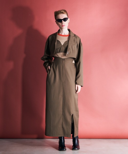 Solace（ソレイス）の「スリーブアシンメトリーカラーシアーニット（ニット/セーター・レディース・ホワイト/ブラック/ベージュ・FREE）」の17枚目の写真