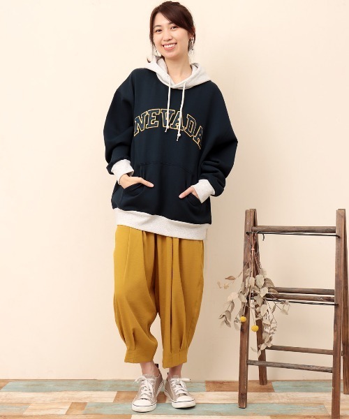 チチカカ(チチカカ)の「【ユニセックス】フェルトワッペンパーカー(パーカー・メンズ・トップグレー/ネイビー・LARGE/MEDIUM)」の6枚目の写真