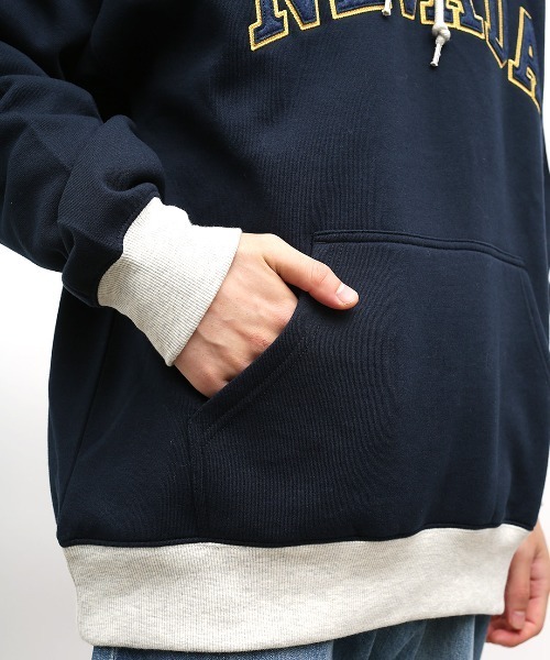チチカカ(チチカカ)の「【ユニセックス】フェルトワッペンパーカー(パーカー・メンズ・トップグレー/ネイビー・LARGE/MEDIUM)」の13枚目の写真