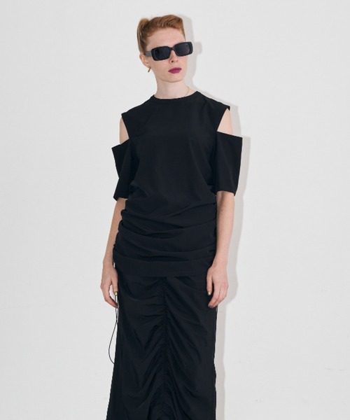 Solace（ソレイス）の「ショルダーカットオープントップス（Tシャツ/カットソー・レディース・ブラック/ピンク/ナチュラル・FREE）」の12枚目の写真