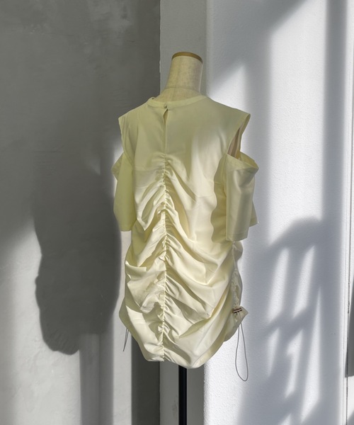 Solace（ソレイス）の「ショルダーカットオープントップス（Tシャツ/カットソー・レディース・ブラック/ピンク/ナチュラル・FREE）」の7枚目の写真