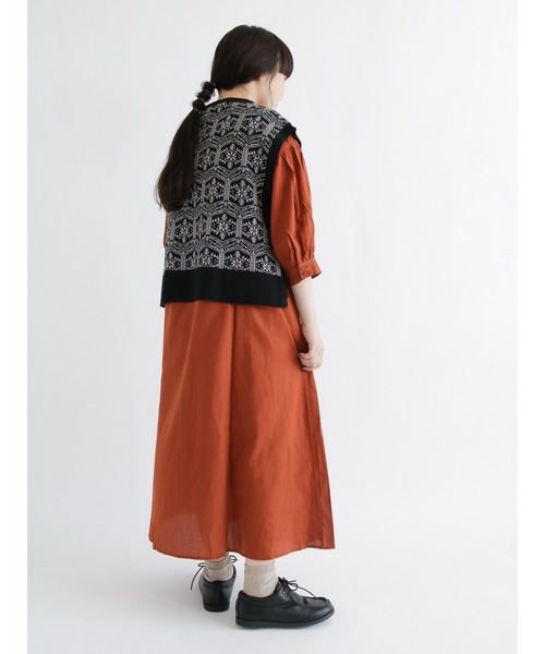 Samansa Mos2（サマンサ モスモス）の「レースモチーフ柄ジャカードベスト（ベスト・レディース・グリーン/グレー/ブラック/ベージュ・ﾌﾘ-）」の6枚目の写真