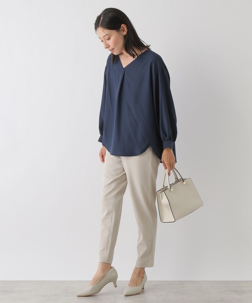 LEPSIM（レプシィム）の「さらキレ＊アソートブラウス　299526（シャツ/ブラウス・レディース・グリーン/オレンジ/ホワイト系その他/ネイビー/グレイッシュベージュ・LARGE/MEDIUM）」の6枚目の写真