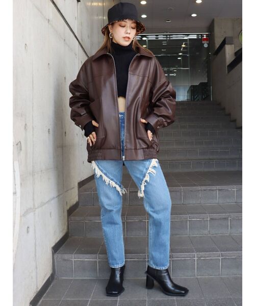 EVRIS（エヴリス）の「タイトクロップドニットトップス【セットアップ着用可能】（ニット/セーター・レディース・ブラック/ブルー/アイボリー・FREE）」の11枚目の写真