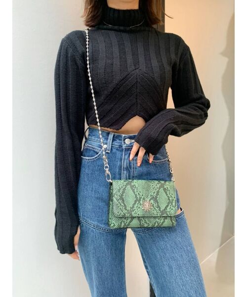 EVRIS（エヴリス）の「タイトクロップドニットトップス【セットアップ着用可能】（ニット/セーター・レディース・ブラック/ブルー/アイボリー・FREE）」の10枚目の写真