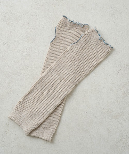 Kastane（カスタネ）の「【2022AWアイテム】配色ステッチアームウォーマー（アームカバー・レディース・ベージュ/グレー/アイボリー・FREE）」の5枚目の写真