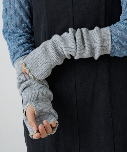 Kastane（カスタネ）の「【2022AWアイテム】配色ステッチアームウォーマー（アームカバー・レディース・ベージュ/グレー/アイボリー・FREE）」の14枚目の写真