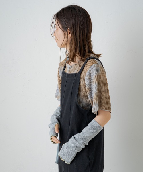 Kastane（カスタネ）の「【2022AWアイテム】配色ステッチアームウォーマー（アームカバー・レディース・ベージュ/グレー/アイボリー・FREE）」の17枚目の写真