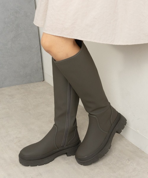 Fabby fabby(ファビィーファビィー)の「マットトラックソールファスナーレスロングブーツ(ブーツ・レディース・カーキ/ベージュ/ブラック・LARGE/MEDIUM/SMALL)」の3枚目の写真