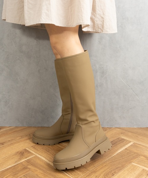 Fabby fabby(ファビィーファビィー)の「マットトラックソールファスナーレスロングブーツ(ブーツ・レディース・カーキ/ベージュ/ブラック・LARGE/MEDIUM/SMALL)」の17枚目の写真